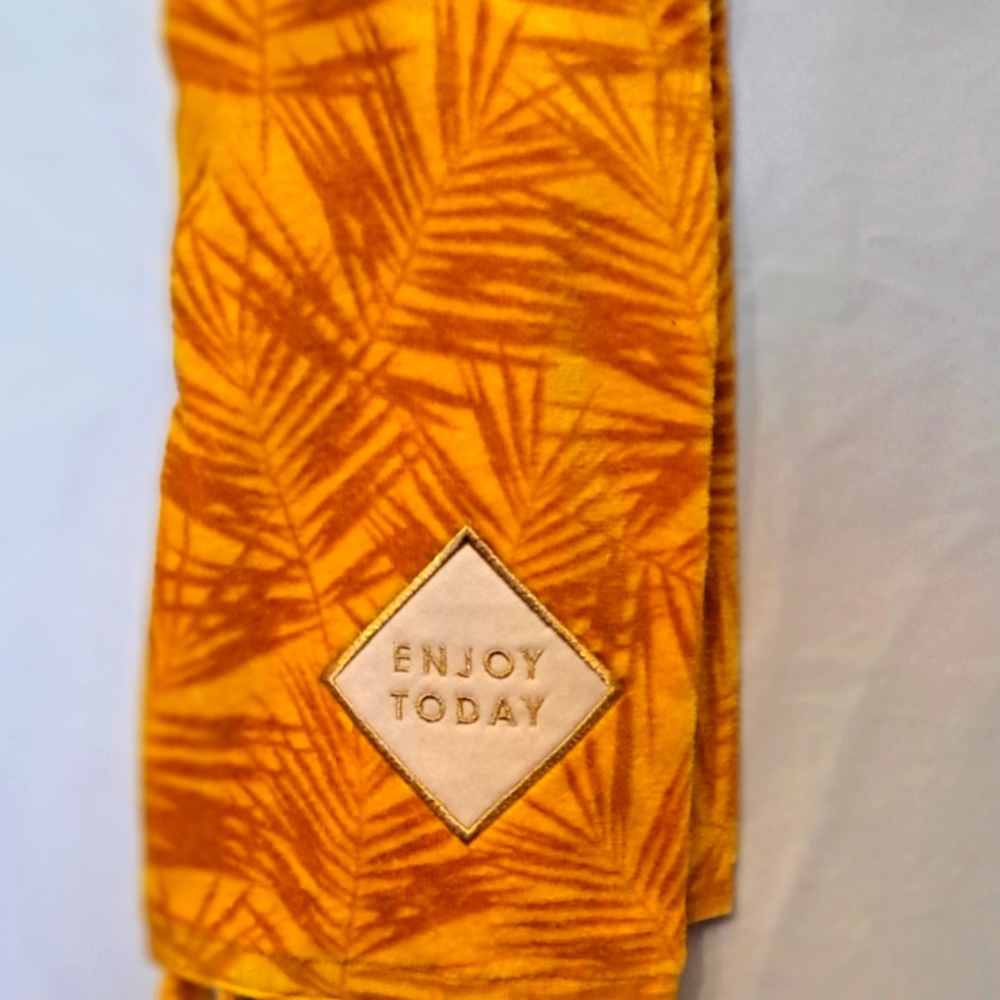 Hand towel
